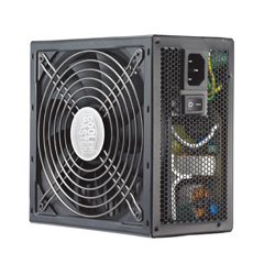 Gesamtansicht des Silent Pro M600 Netzteil