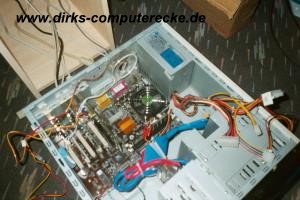 Netzteil im PC-Gehäuse