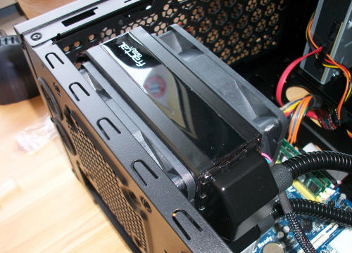 Radiator und Lüfter eingebaut