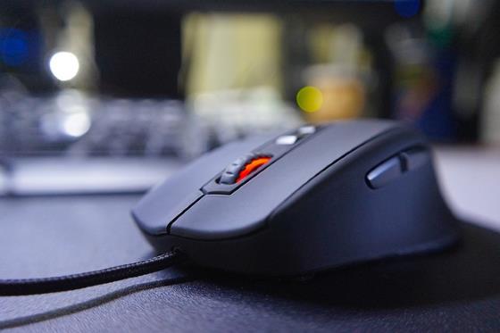 Gaming Maus im Einsatz am PC