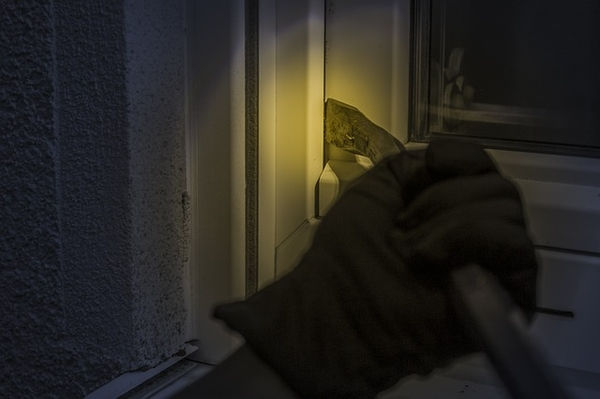 moderne Alarmanlagen gegen Einbrecher