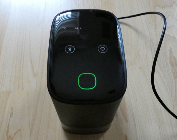 AUKEY BR-O8 eingeschaltet Bedienelemente sichtbar