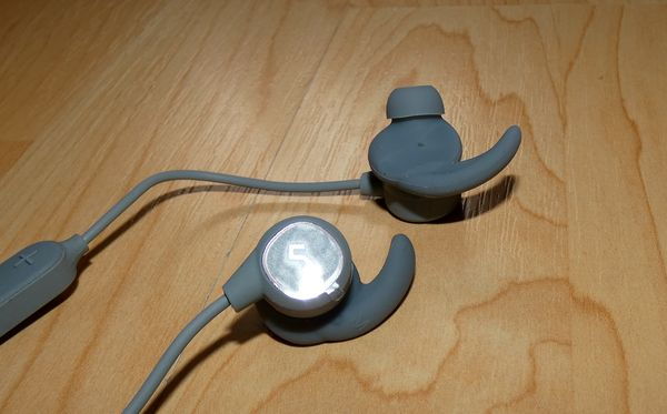 Aukey EP-B60Ohrhörer Detailaufnahme