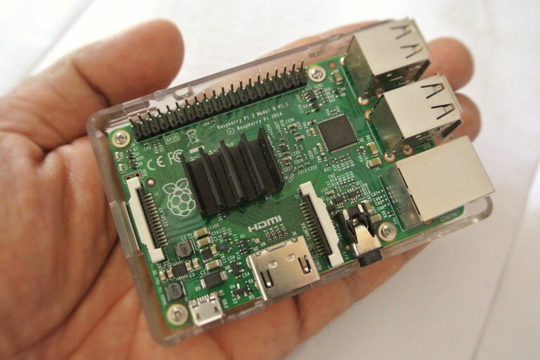 Raspberry Pi Microcontroller