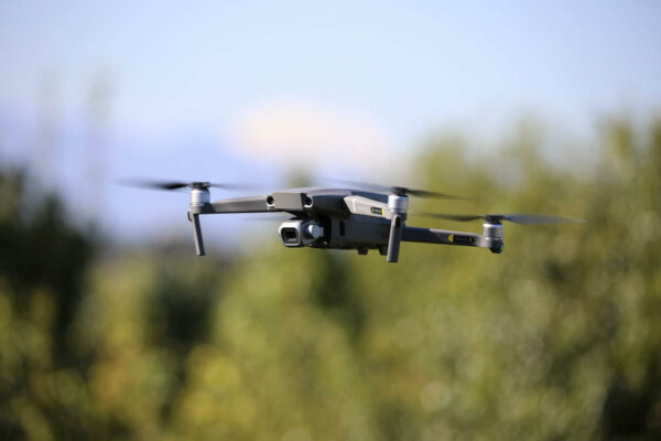 DJI Mavic Air 2 im Flug