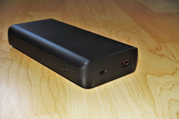 Trust Laro 65W USB-C Powerbank Anschlüsse und Bedienungselemente