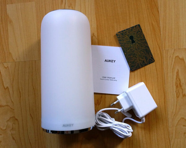 AUKEY LT-T7R RGB Tischlampe Lieferumfang