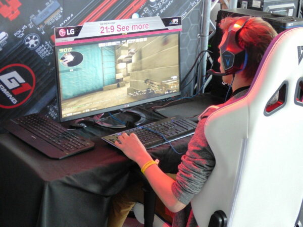 240hz Monitore zum Zocken von PC Games