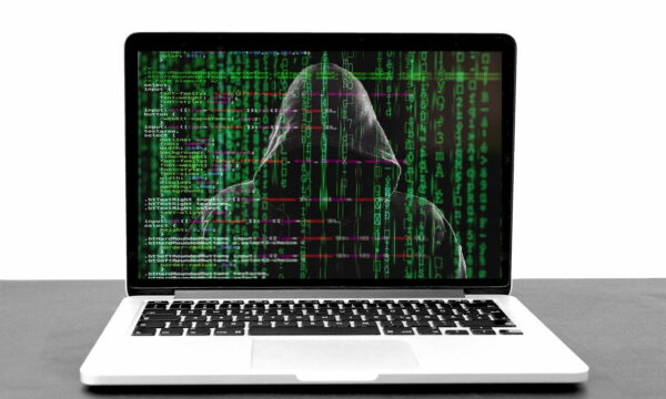 hacker hacken anonym phishing Gefahren im Internet