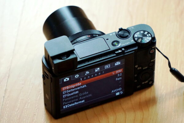 Kompaktkamera Sony RX100 M3