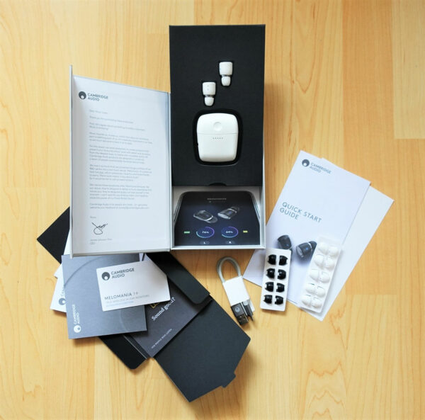Lieferumfang der Cambridge Audio Melomania 1+ Ohrhörer Cambridge Audio Melomania 1+ True-Wireless In-Ears Lieferumfang