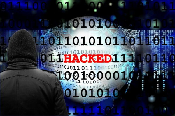 Angriff von Cyber-Hackern auf eine Zero-Day-Schwachstelle Was ist ein Zero-Day Exploit?