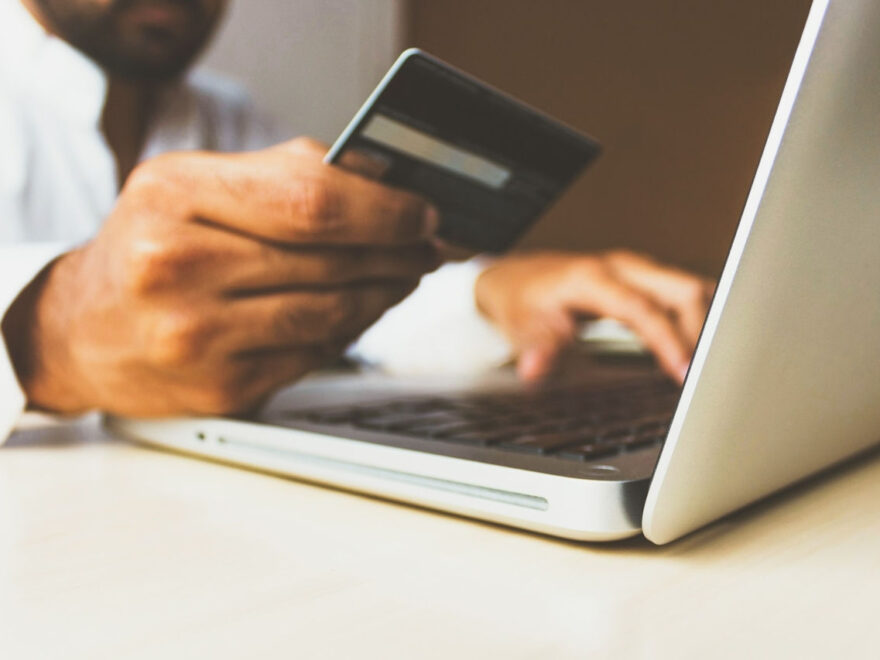 Geld ins Ausland transferieren