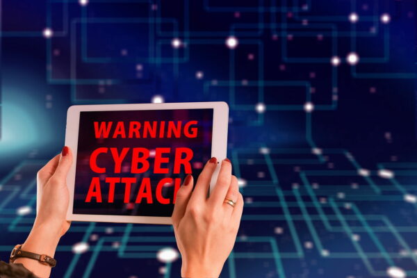cyber angriff attacke Bedrohungsschutz gegen Adware