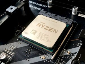 8 Kern Prozessoren AMD Ryzen 7 3700X