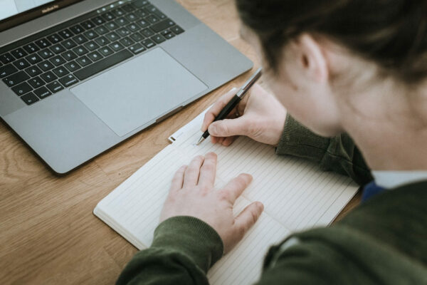 Online Programme zur Prüfung der Grammatik und Rechtschreibung