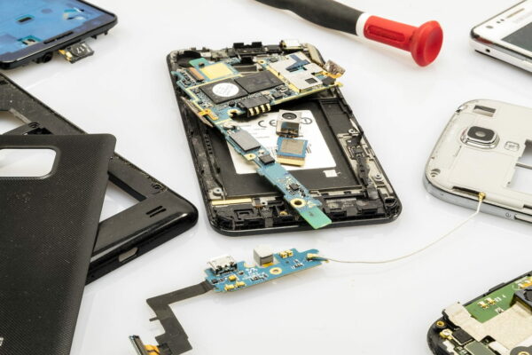 Smartphone repariert und überprüft
