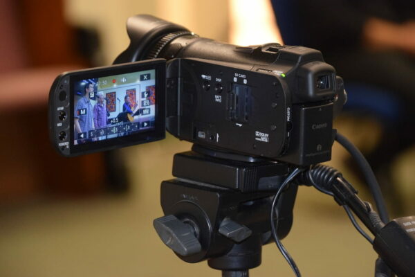 Camcorder auf Stativ Camcorder auf Stativ