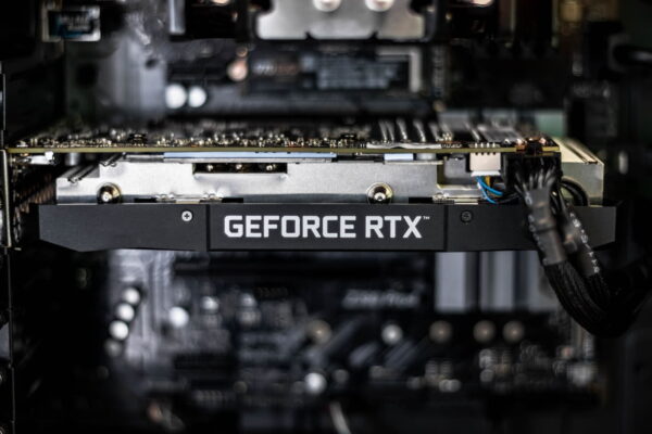 Grafikkarte GEFORCE RTX im PC-Gehäuse Grafikkarte GEFORCE RTX im PC-Gehäuse