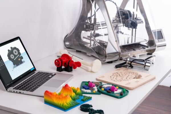 3D-Druck trifft auf Druckveredelung 3D-Druck trifft auf Druckveredelung