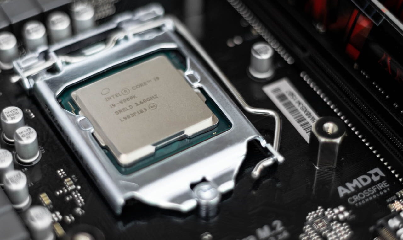 Intel Core i9 Prozessor auf Mainboard