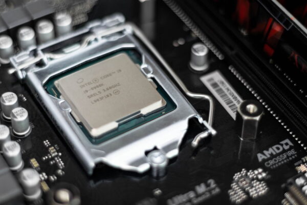 Intel Core i9 Prozessor auf Mainboard