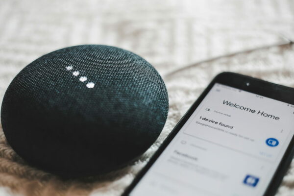 Befehle und Sprachsteuerung im Smart Home Befehle und Sprachsteuerung im Smart Home