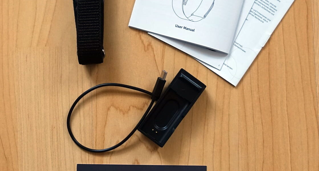 Kardena CARE Vital SOS Gesundheitsband Lieferumfang