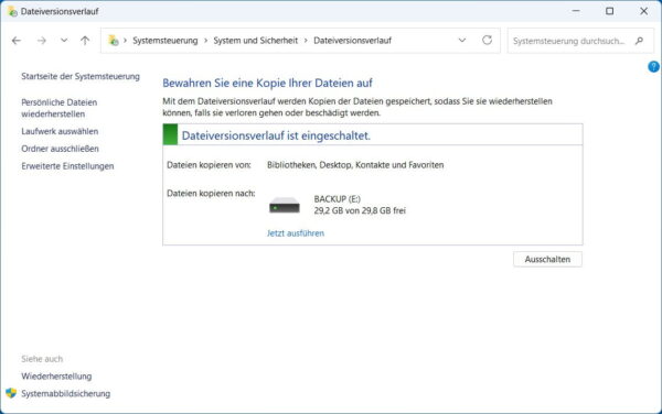 Aktivierter Dateiversionsverlauf unter Windows 11 mit Backup-Laufwerk