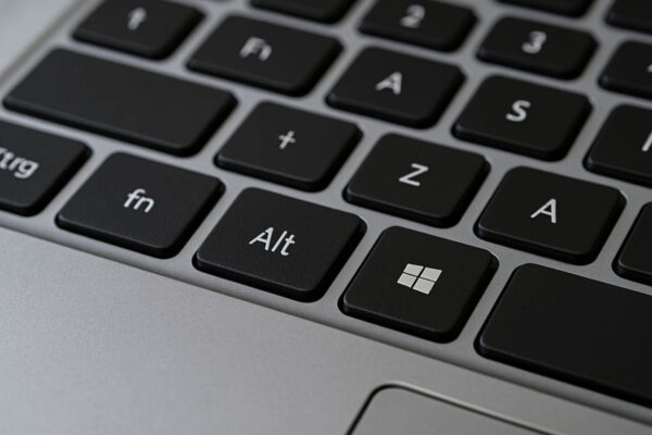 FN-Taste auf einer Laptop-Tastatur unten links in Nahaufnahme