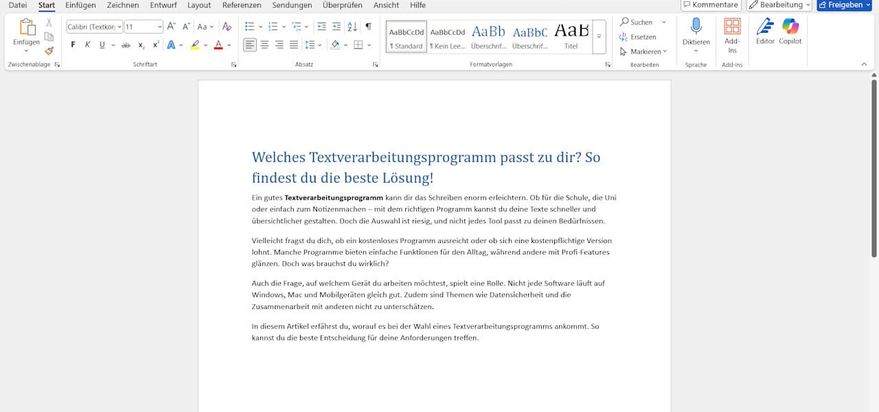 Microsoft Word geöffnet mit einem Artikel über die Wahl des richtigen Textverarbeitungsprogramms.