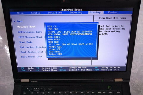 Boot-Menü in einem UEFI/BIOS-Setup zur Auswahl der Startreihenfolge