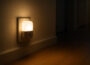 LED Nachtlichter im Flur zeigen ihre Vorteile: sparsames, warmweißes Licht sorgt für Sicherheit und angenehme Atmosphäre.