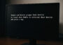 Computerbildschirm mit der Fehlermeldung Reboot and Select Proper Boot Device