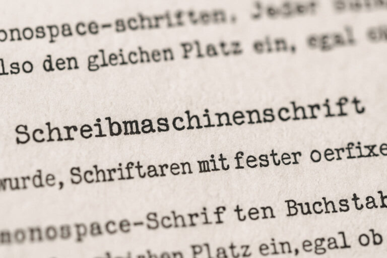 Schreibmaschinenschrift Beispiel: getippter Text im klassischen Retro-Stil