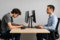 ergonomie vergleich haltung Ergonomie am Monitorarbeitsplatz im Vergleich guter und schlechter Haltung