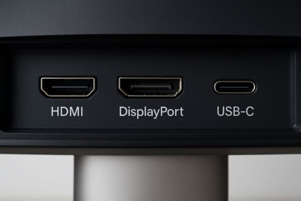Monitoranschlüsse im Vergleich: HDMI, DisplayPort und USB-C an einem modernen Bildschirm