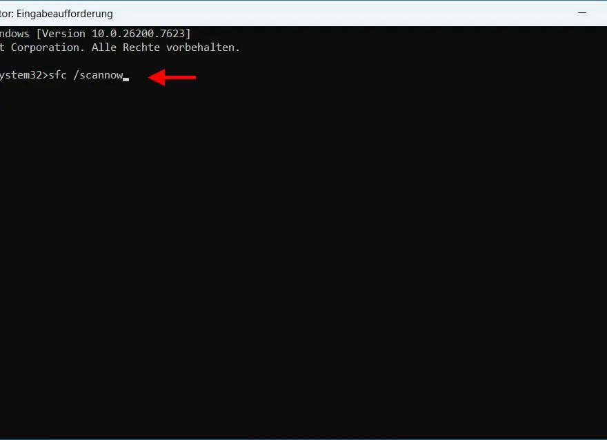 Eingabe des Befehls sfc /scannow in der Windows Eingabeaufforderung zur Systemreparatur.
