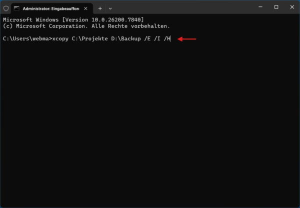Ordner und Unterordner mit XCOPY kopieren Windows Terminal zeigt den XCOPY-Befehl zum Kopieren von Ordnern mit den Parametern /E, /I und /H.